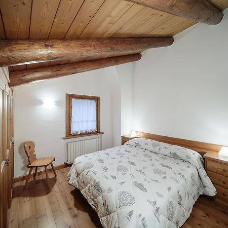 Villa Lacedel - Stayincortina Кортина-д'Ампеццо Номер фото