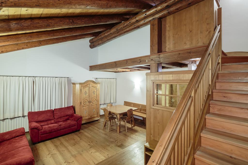 Villa Lacedel - Stayincortina Кортина-д'Ампеццо Номер фото