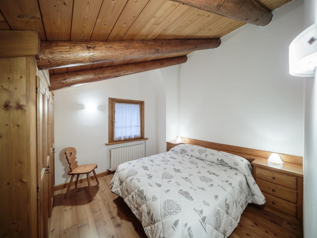 Villa Lacedel - Stayincortina Кортина-д'Ампеццо Номер фото