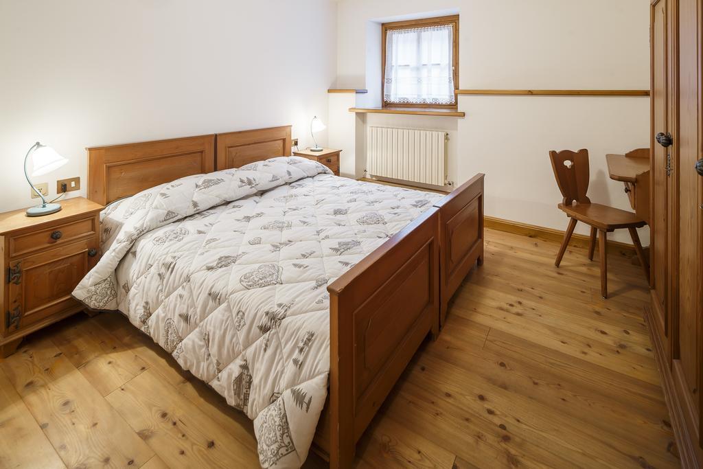 Villa Lacedel - Stayincortina Кортина-д'Ампеццо Номер фото